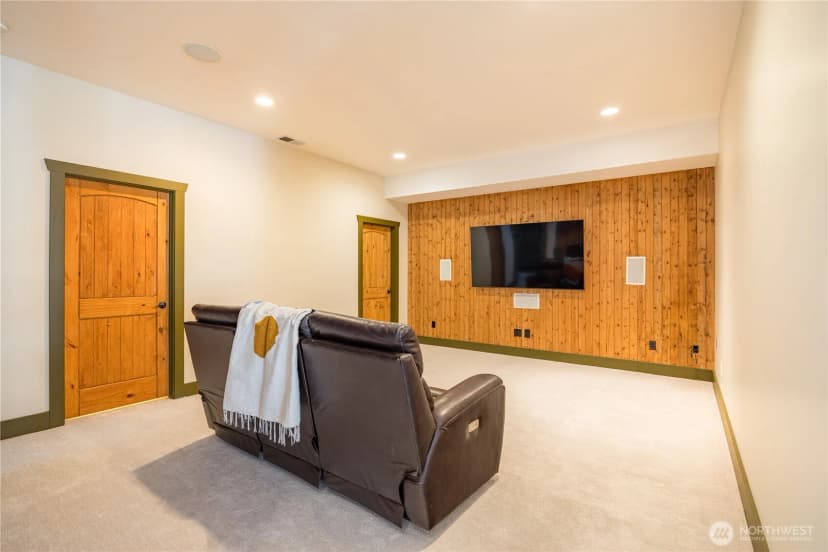 Property photo for 444 Ocean Cove Lane, Port Angeles photo 19