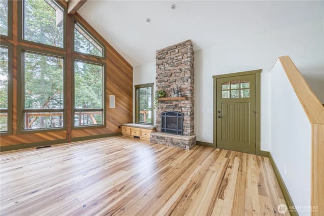 Property photo for 444 Ocean Cove Lane, Port Angeles photo 4