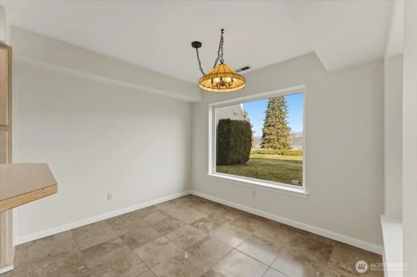 Property photo for 2305 W Woodin Ave #2e, Chelan photo 33