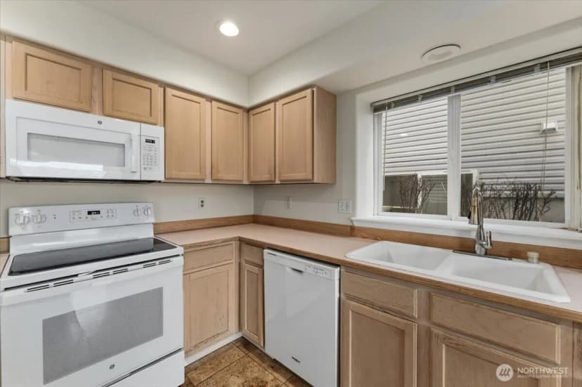 Property photo for 2305 W Woodin Ave #2e, Chelan photo 16