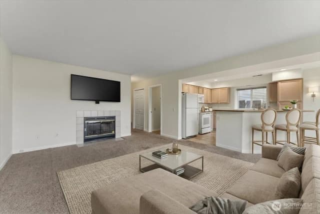 Property photo for 2305 W Woodin Ave #2e, Chelan photo 5