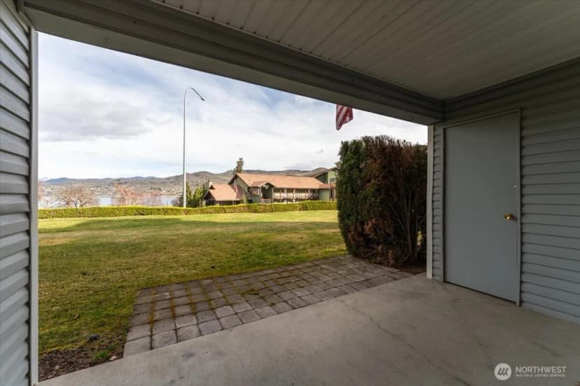 Property photo for 2305 W Woodin Ave #2e, Chelan photo 11