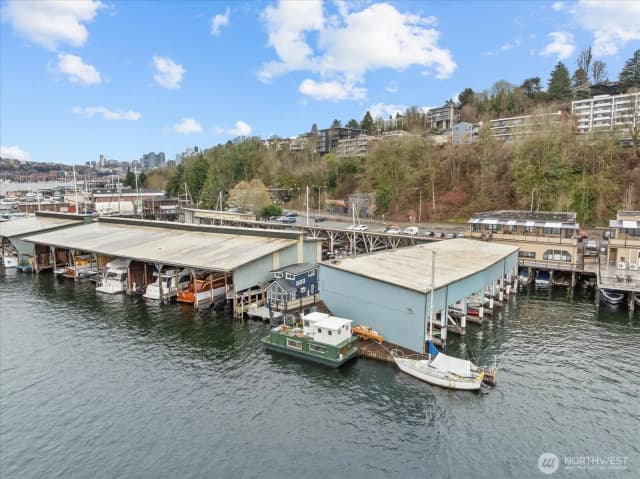 Property photo for 2706 Westlake Avenue N #01a, Seattle photo 4