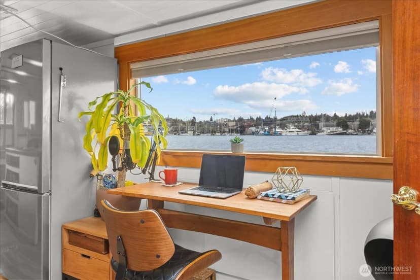 Property photo for 2706 Westlake Avenue N #01a, Seattle photo 12