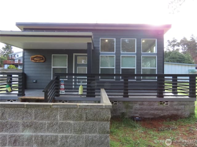 Property photo for 300 Surf Street, Westport photo 2