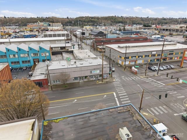Property photo for 3228 1st Avenue S, Seattle photo 5