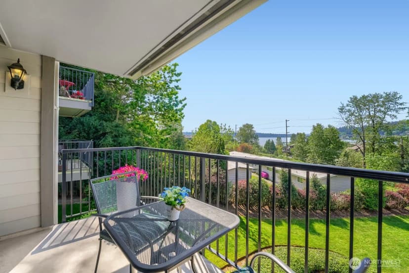 Property photo for 4100 Lake Washington Boulevard N #b102, Renton photo 7