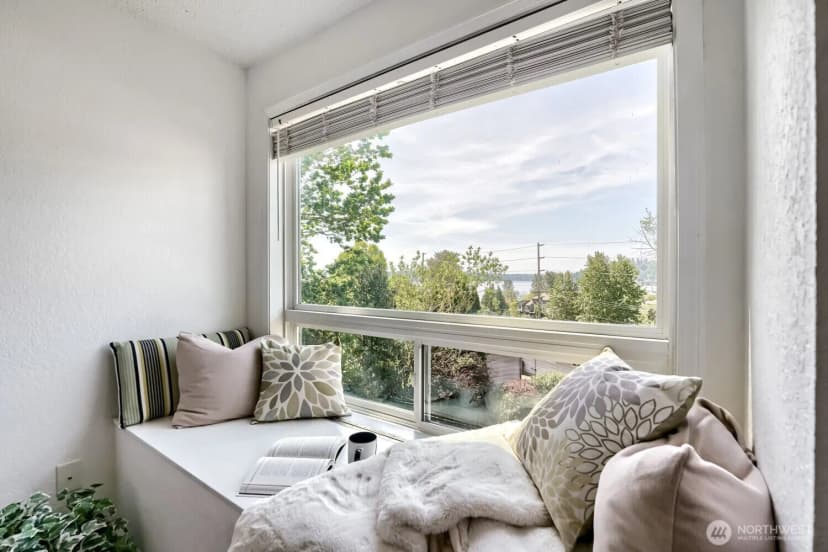 Property photo for 4100 Lake Washington Boulevard N #b102, Renton photo 4