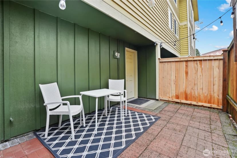 Property photo for 6342 5th Ave Ne, Seattle photo 16