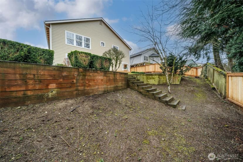 Property photo for 261 Blaine Drive Se, Renton photo 36