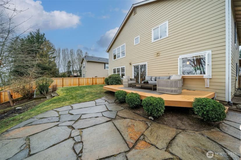 Property photo for 261 Blaine Drive Se, Renton photo 34