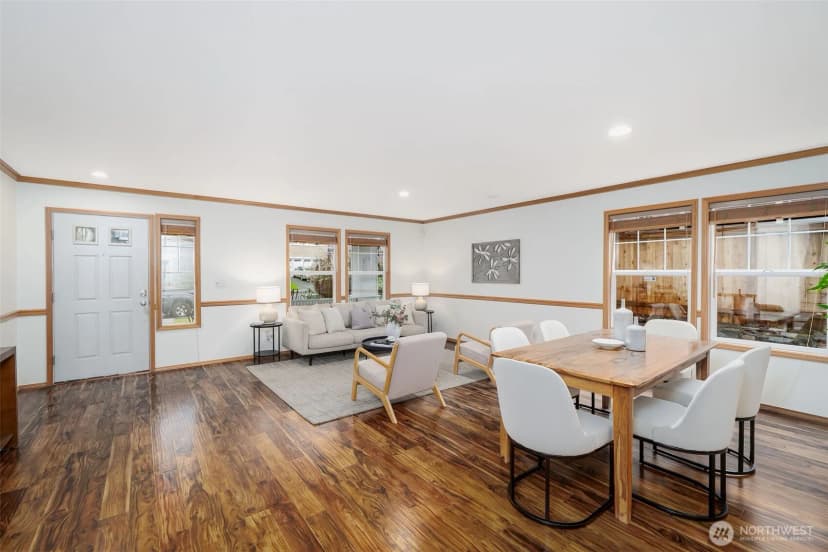 Property photo for 261 Blaine Drive Se, Renton photo 7