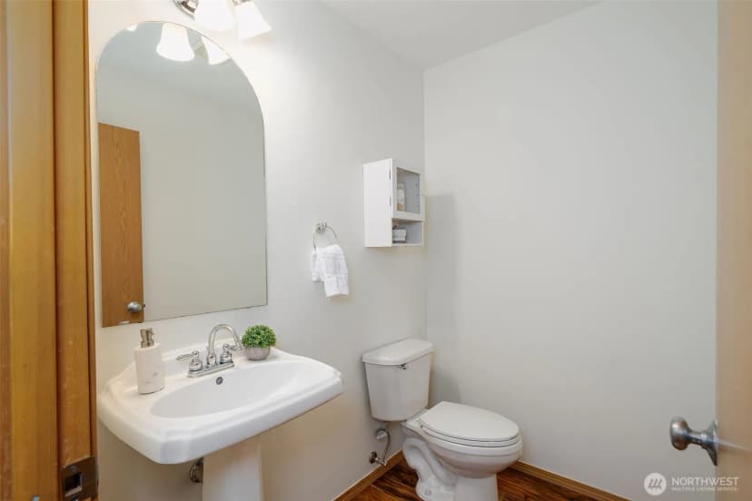 Property photo for 261 Blaine Drive Se, Renton photo 19