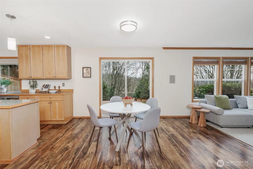 Property photo for 261 Blaine Drive Se, Renton photo 15