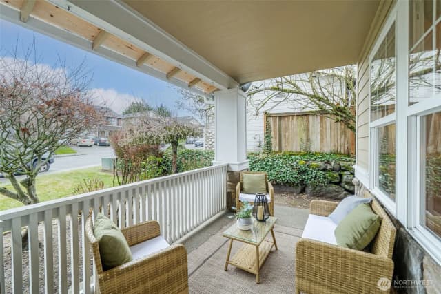 Property photo for 261 Blaine Drive Se, Renton photo 2