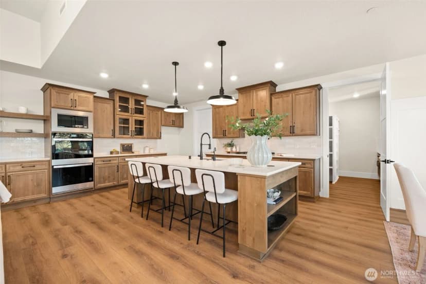 Property photo for 17104 Nw 7th Avenue, Ridgefield photo 15