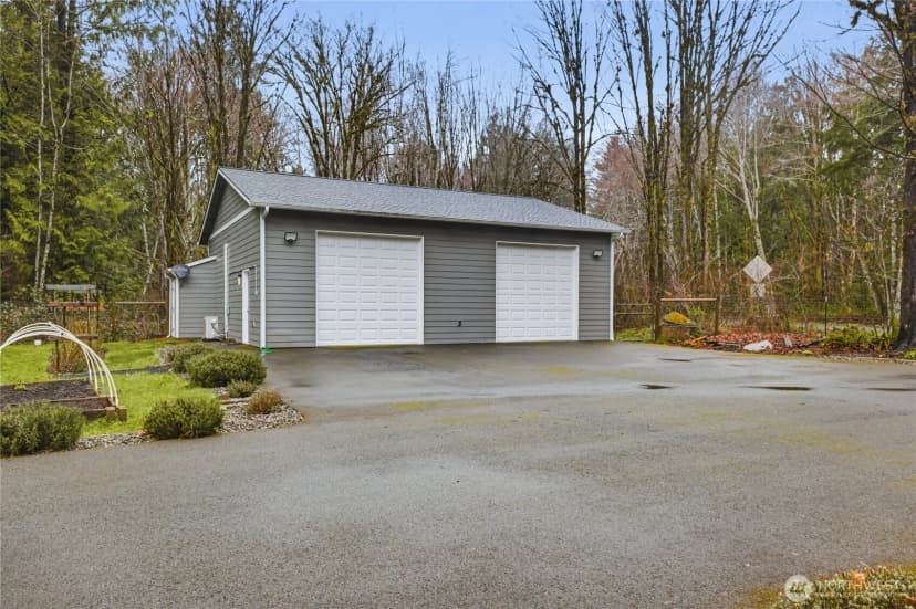 Property photo for 100 W Wivell Road, Shelton photo 2