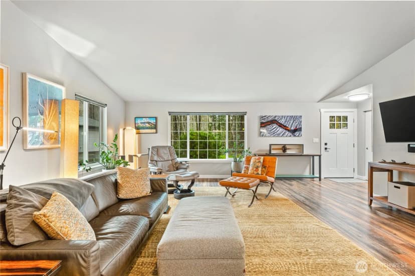 Property photo for 100 W Wivell Road, Shelton photo 11