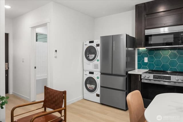 Property photo for 828 S Sullivan Street #b, Seattle photo 5