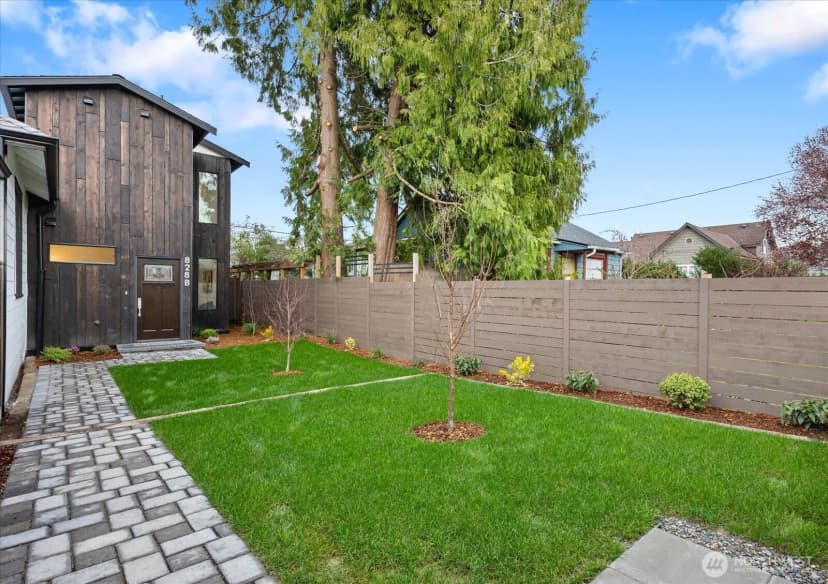 Property photo for 828 S Sullivan Street #b, Seattle photo 12