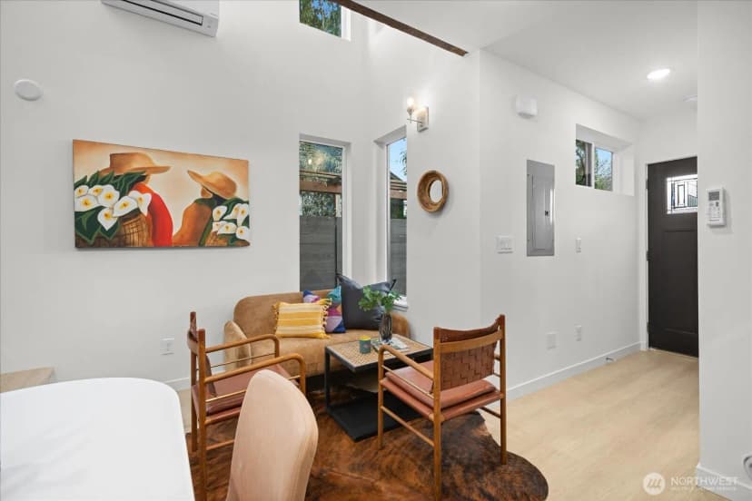 Property photo for 828 S Sullivan Street #b, Seattle photo 6
