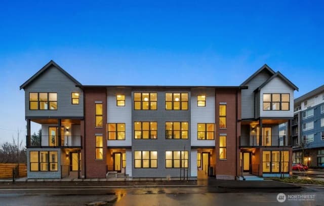 Property photo for 695 Nw Locust St (homesite #9), Issaquah