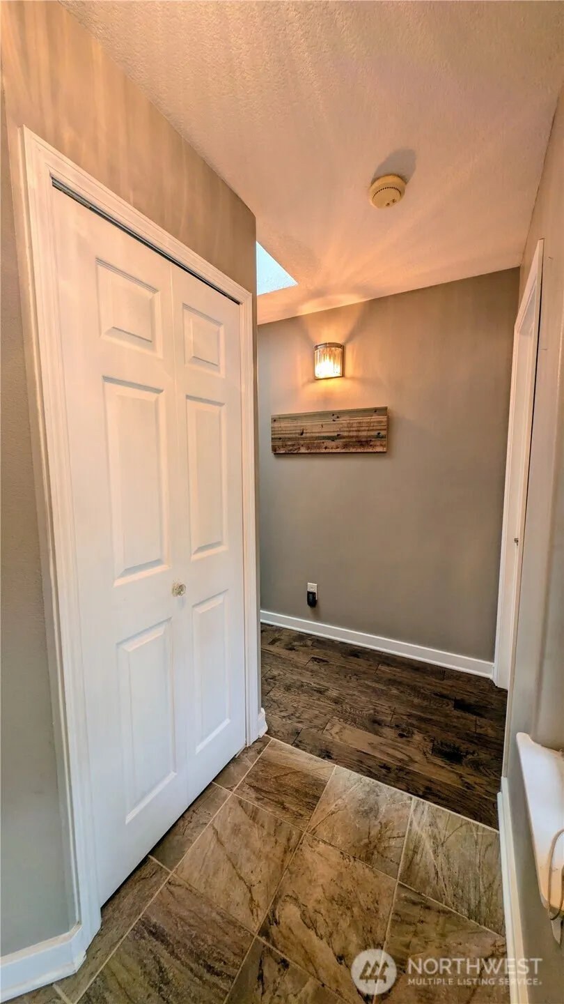 Property photo for 32805 J Place, Ocean Park photo 18