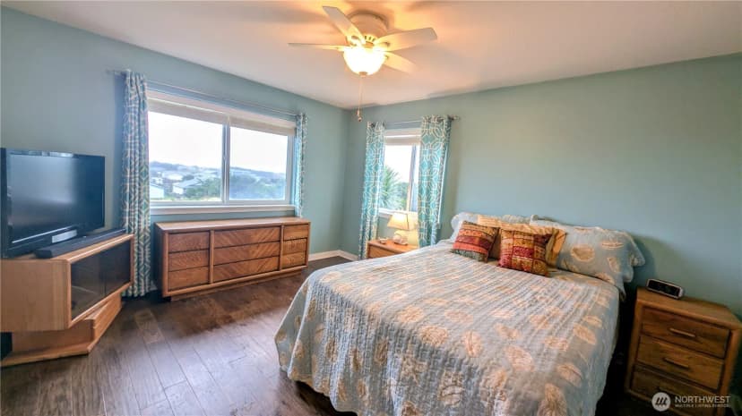 Property photo for 32805 J Place, Ocean Park photo 20
