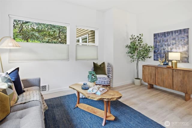 Property photo for 4530 Meridian Avenue N #s-2, Seattle photo 5