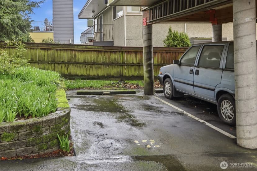 Property photo for 4530 Meridian Avenue N #s-2, Seattle photo 31