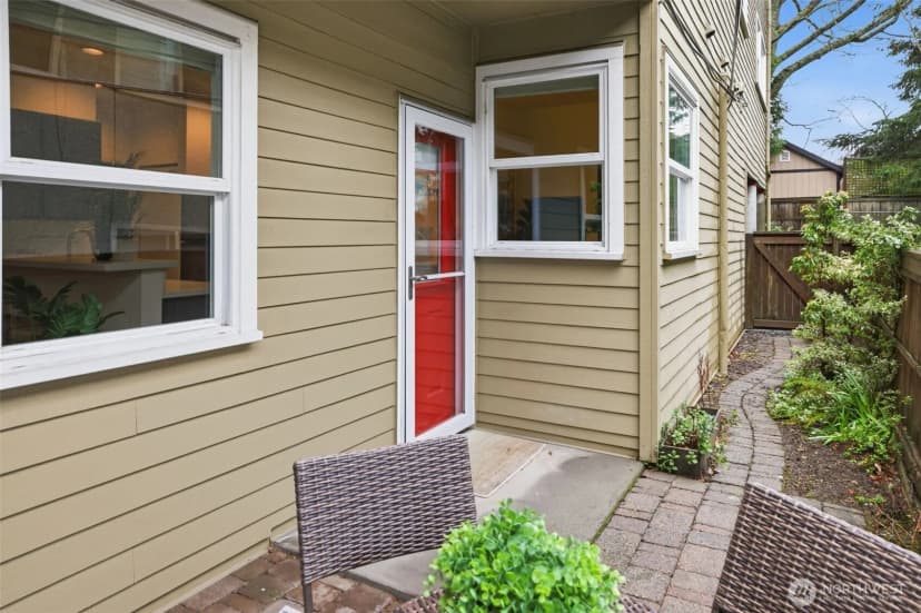 Property photo for 4530 Meridian Avenue N #s-2, Seattle photo 28