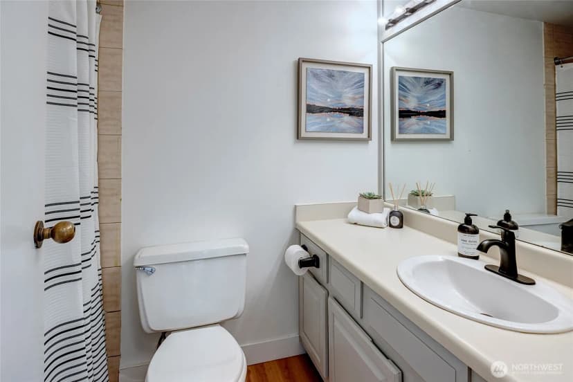Property photo for 2201 3rd Avenue #803, Seattle photo 13