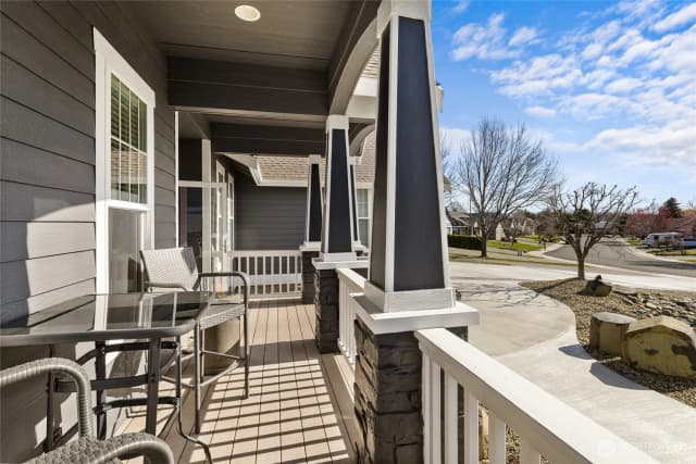 Property photo for 1407 N Canterbury Drive, Ellensburg photo 3