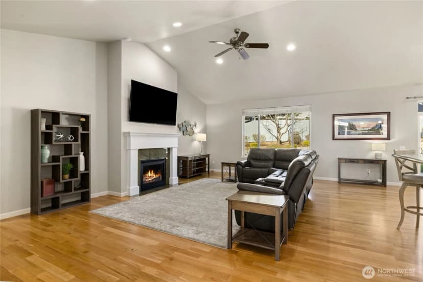 Property photo for 1407 N Canterbury Drive, Ellensburg photo 8