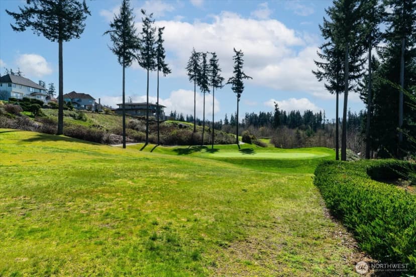 Property photo for 11617 E Oakmont Drive, Mukilteo photo 34