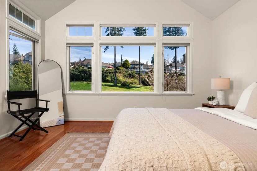 Property photo for 11617 E Oakmont Drive, Mukilteo photo 19