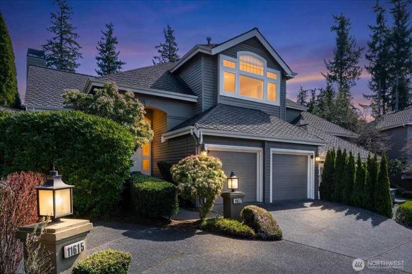 Property photo for 11617 E Oakmont Drive, Mukilteo