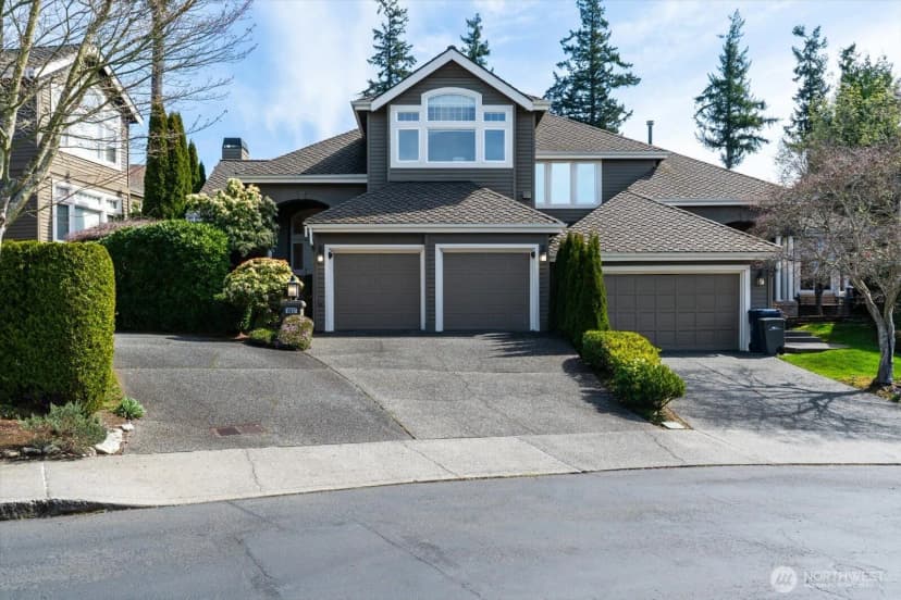 Property photo for 11617 E Oakmont Drive, Mukilteo photo 32