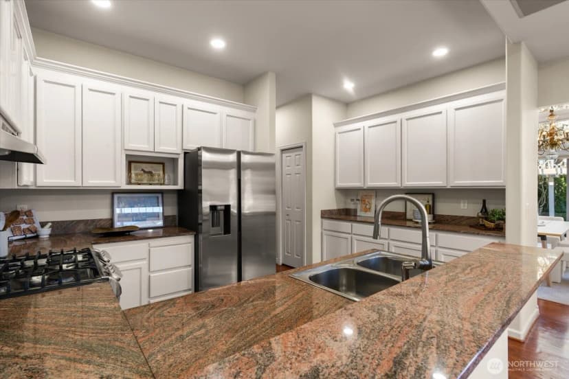 Property photo for 11617 E Oakmont Drive, Mukilteo photo 13