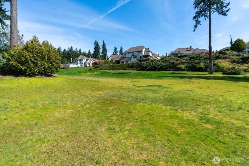 Property photo for 11617 E Oakmont Drive, Mukilteo photo 33