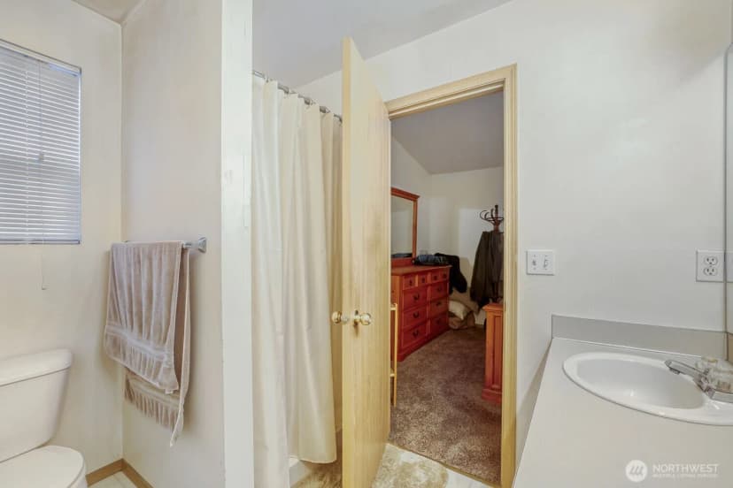 Property photo for 10205 61st Avenue Ne, Marysville photo 24