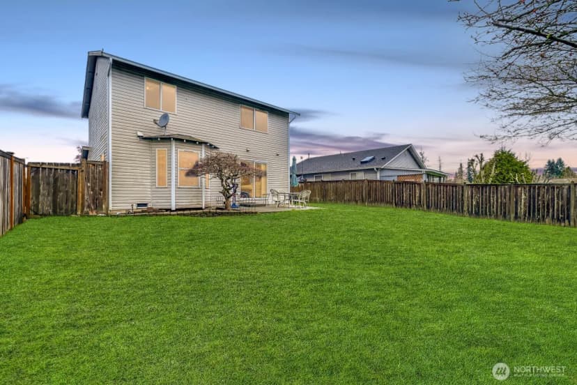 Property photo for 10205 61st Avenue Ne, Marysville photo 27