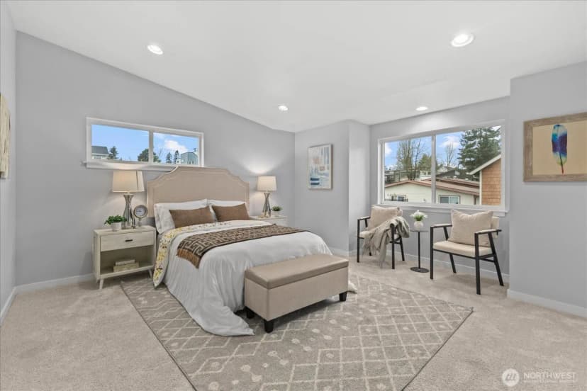 Property photo for 930 N 96th Street, Seattle photo 13