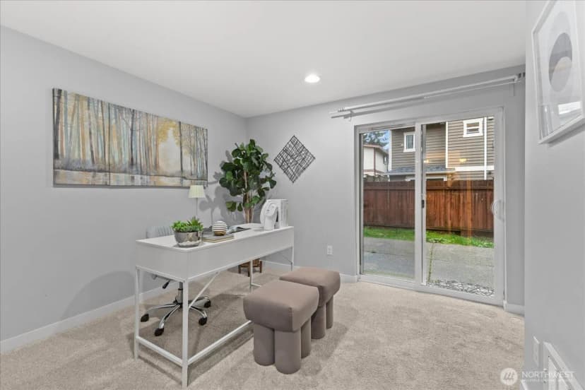 Property photo for 930 N 96th Street, Seattle photo 15