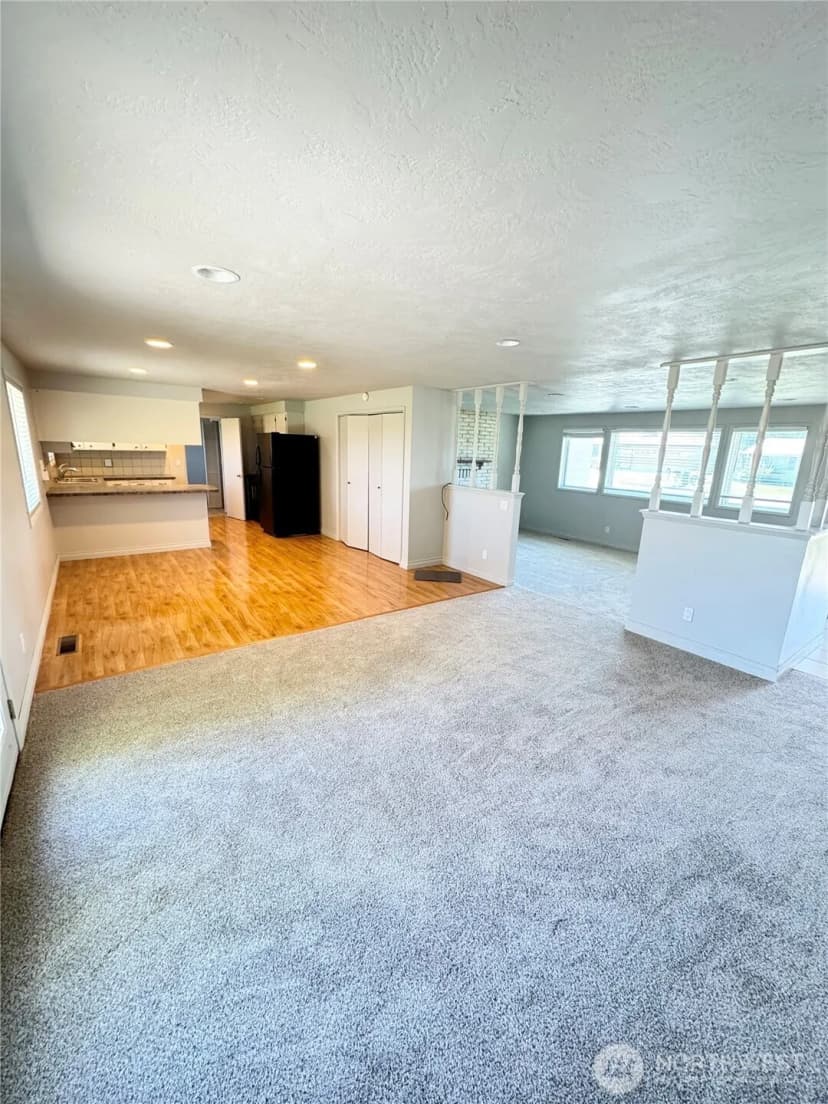 Property photo for 915 E Elsinore Street, Othello photo 15