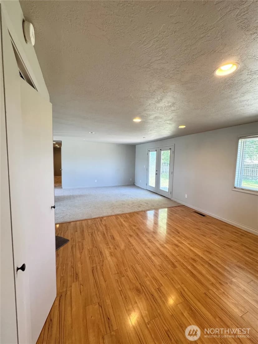 Property photo for 915 E Elsinore Street, Othello photo 14