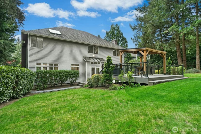Property photo for 12837 197th Place Ne, Woodinville photo 40