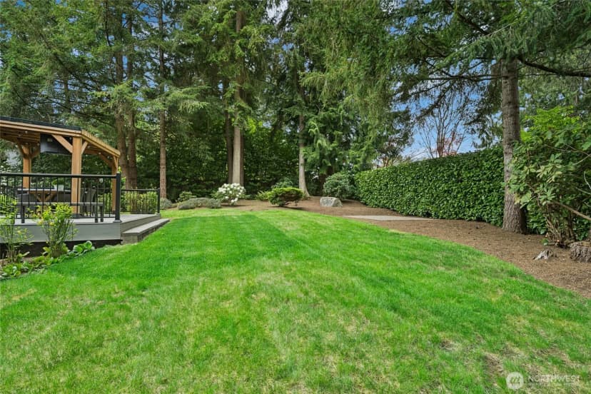 Property photo for 12837 197th Place Ne, Woodinville photo 39