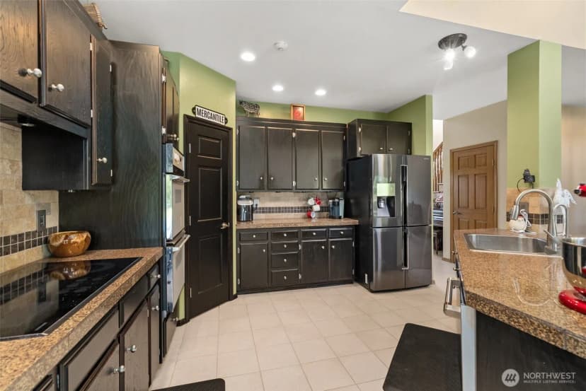 Property photo for 47207 138th Avenue E, Eatonville photo 15