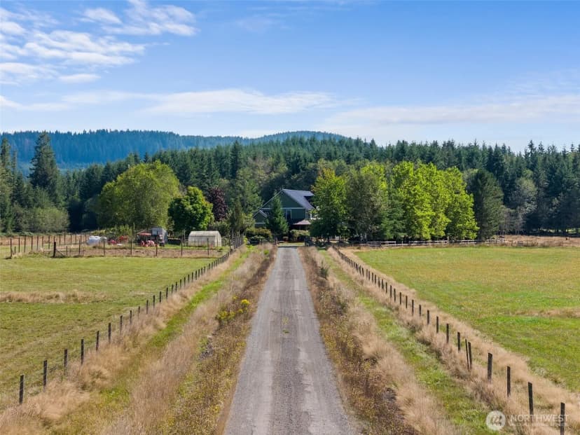 Property photo for 47207 138th Avenue E, Eatonville photo 38
